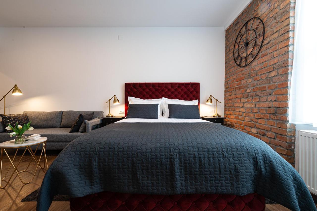 Brickwall Apartments ซาเกร็บ ภายนอก รูปภาพ